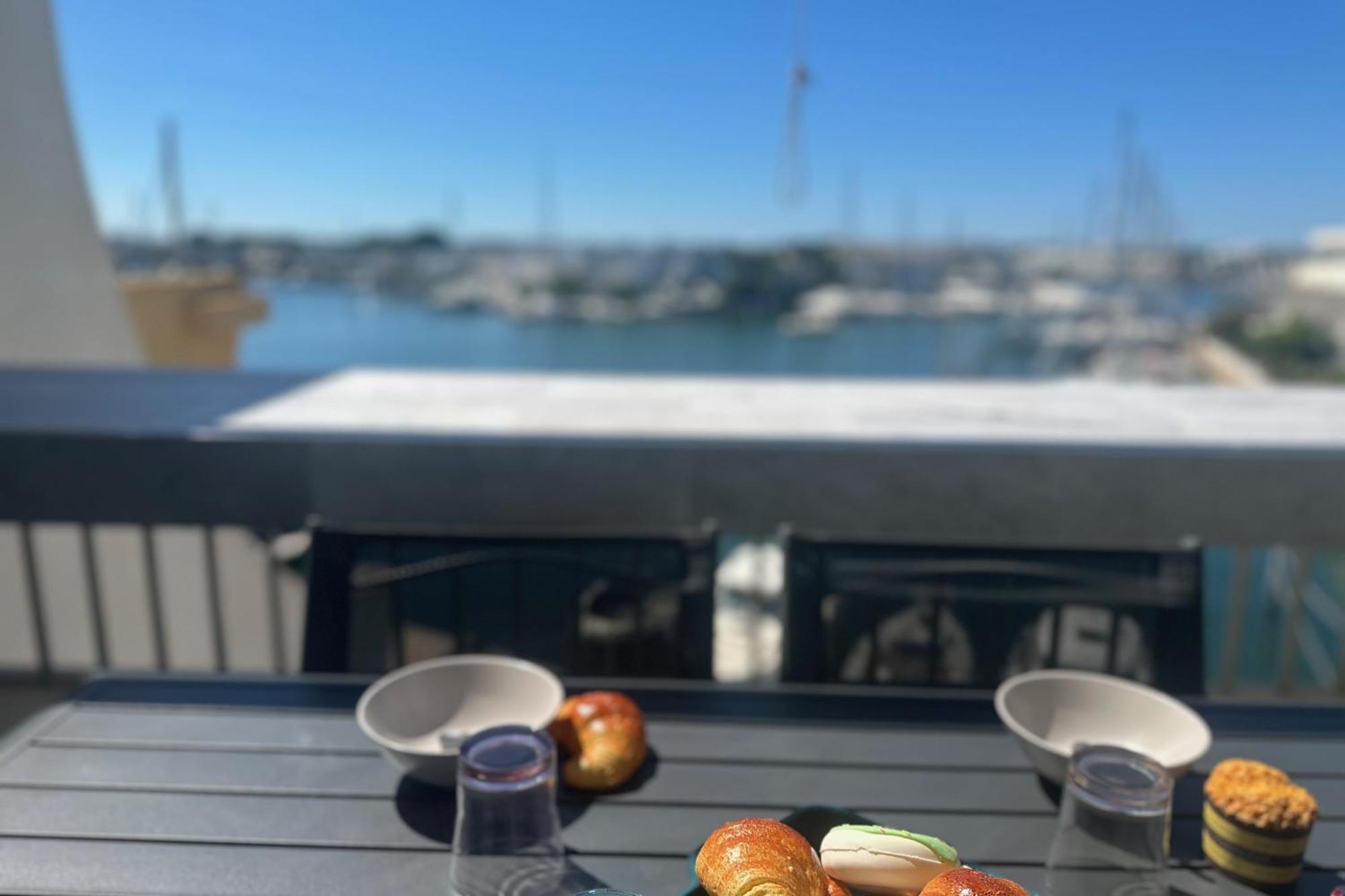 Le Plaisancier - Terrasse Vue Sur Le Port De Plaisance Parking *
